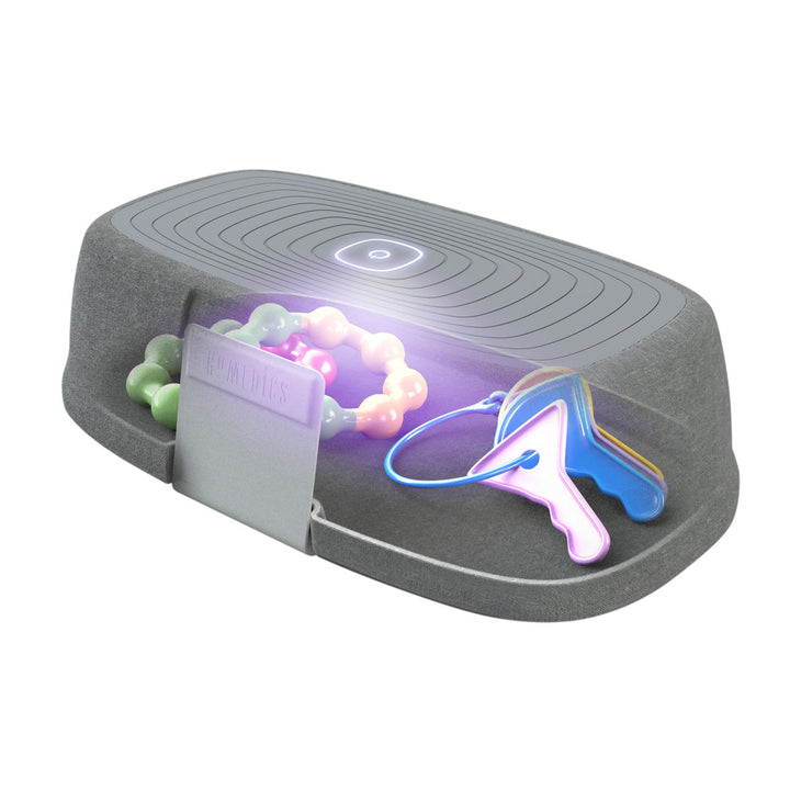 Rendering of active UV cleaning inside the Homedics UV CLEAN Sanitizer Case