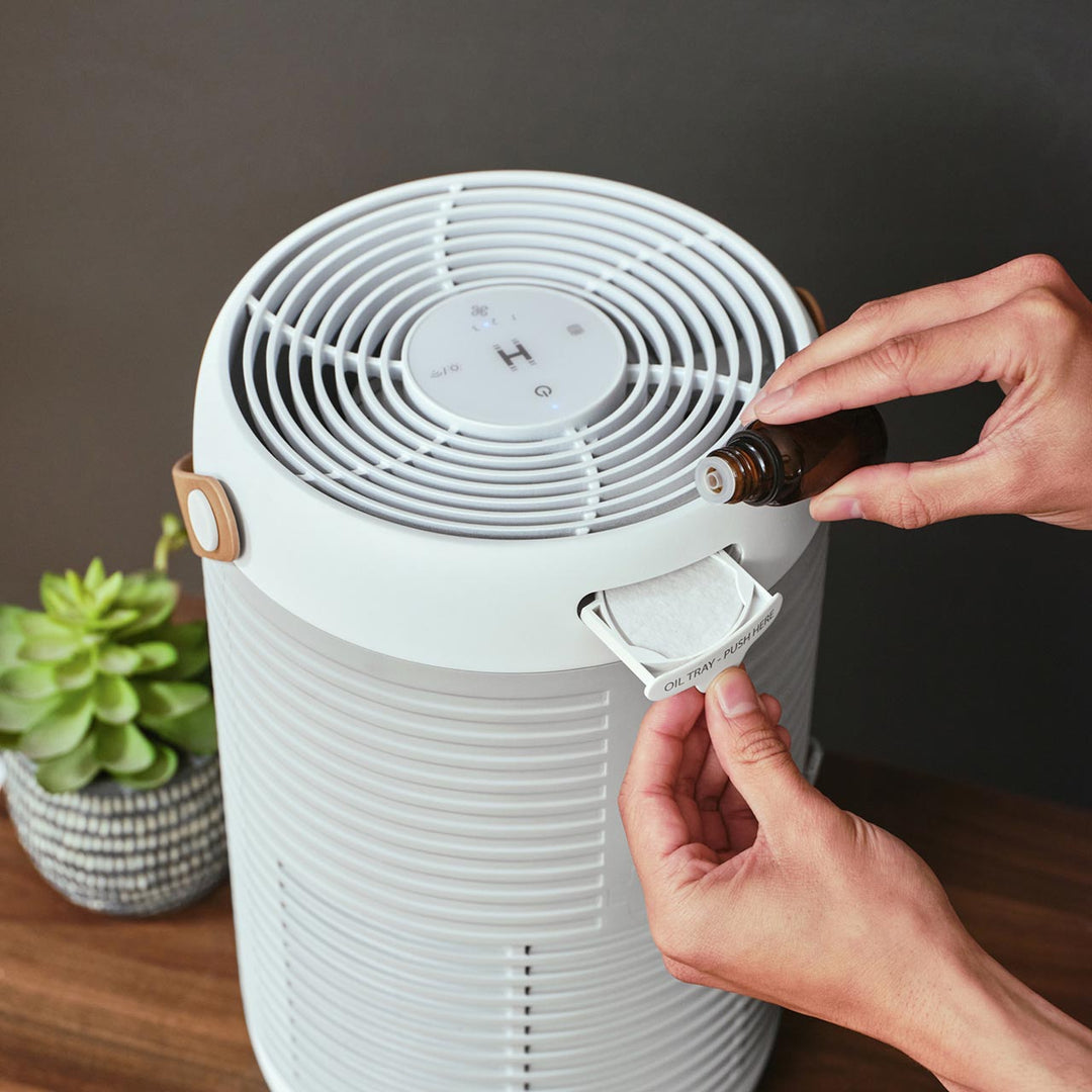 Smart Air Purifier T100 can also take essential oils releasing fragrances into your space