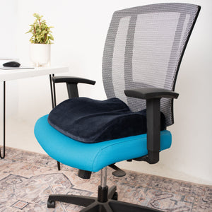 The Sit-Back Cushion - package - Flat On Chair