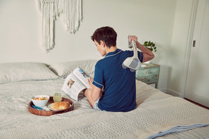 Percussion Pro Handheld Massager with Heat - Lifestyle Back Use - Homedics Canada