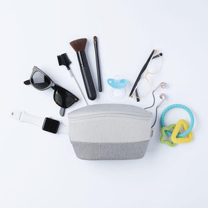 Grey | Front view of the Homedics UV CLEAN Portable Sanitizer Bag with items that can be sanitized inside