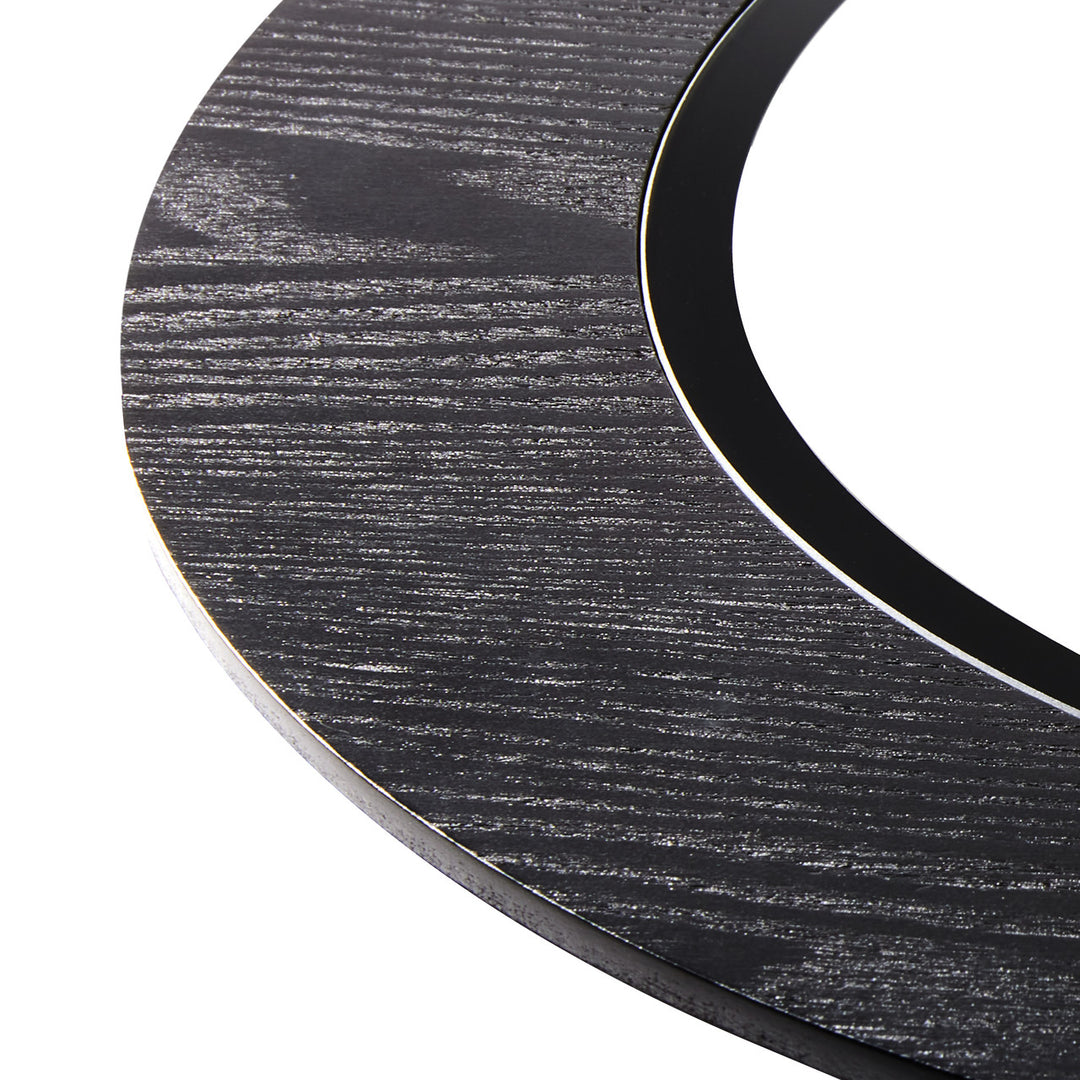 Walnut | closeup of the drift 21" wood ring shows the intricate wood detailing