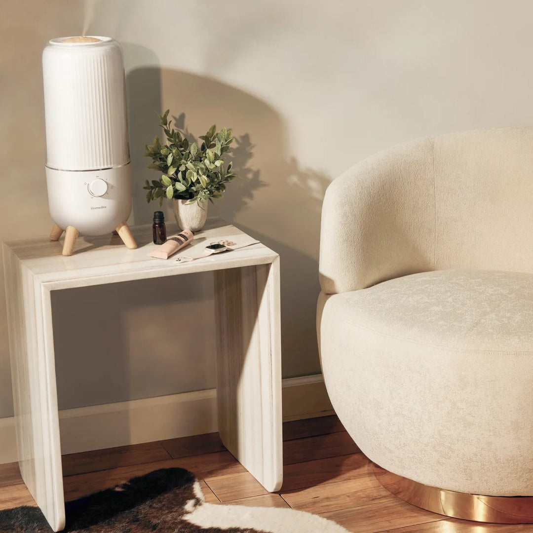 Image showing the coverage capacity Homedics® Ultrasonic Humidifier is up to 370 square feet